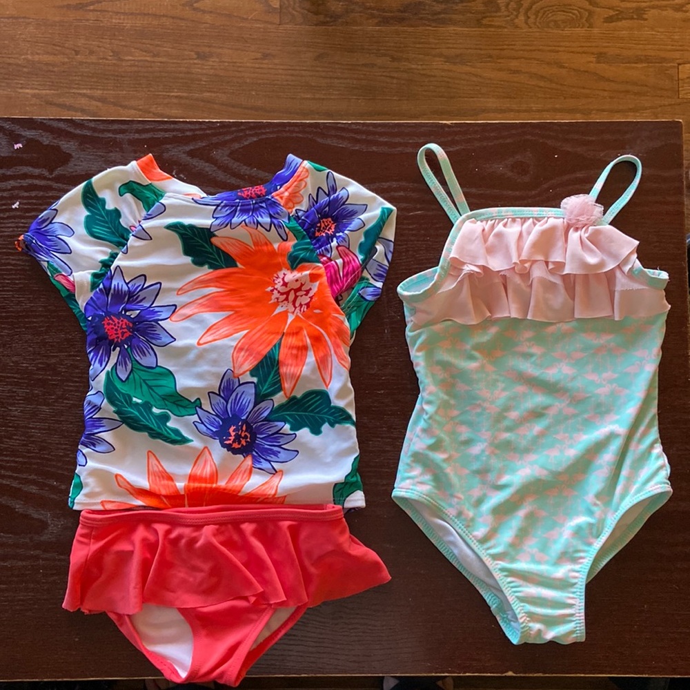 Bundle of 2 swim suits